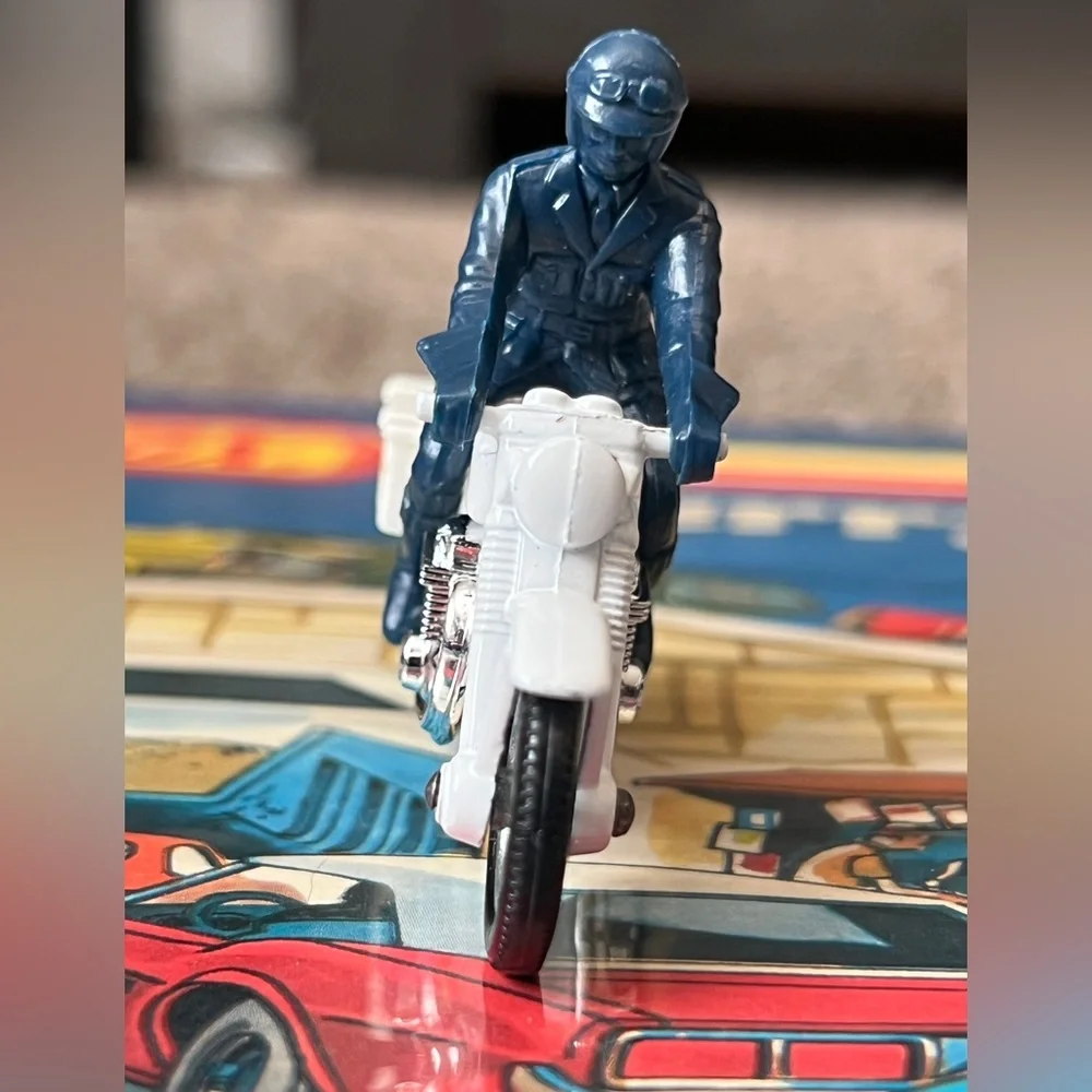 Vintage Matchbox Superfast 1977 Police Motorcycle Honda 750 w Rider Lesney